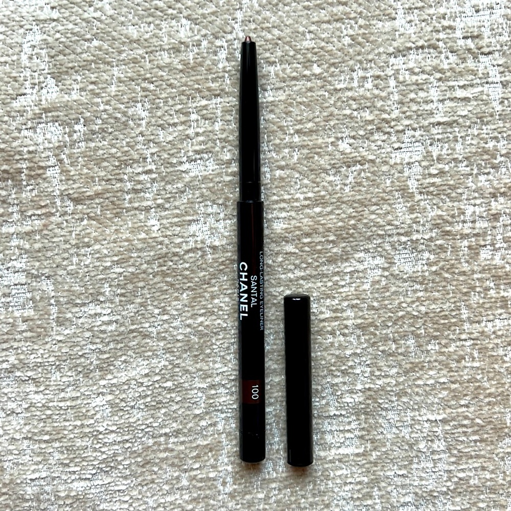 CHANEL Waterproof Eyeliner Rare Limited Edition Color
SANTAL
New without box